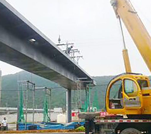 鋼結(jié)構(gòu)人行天橋